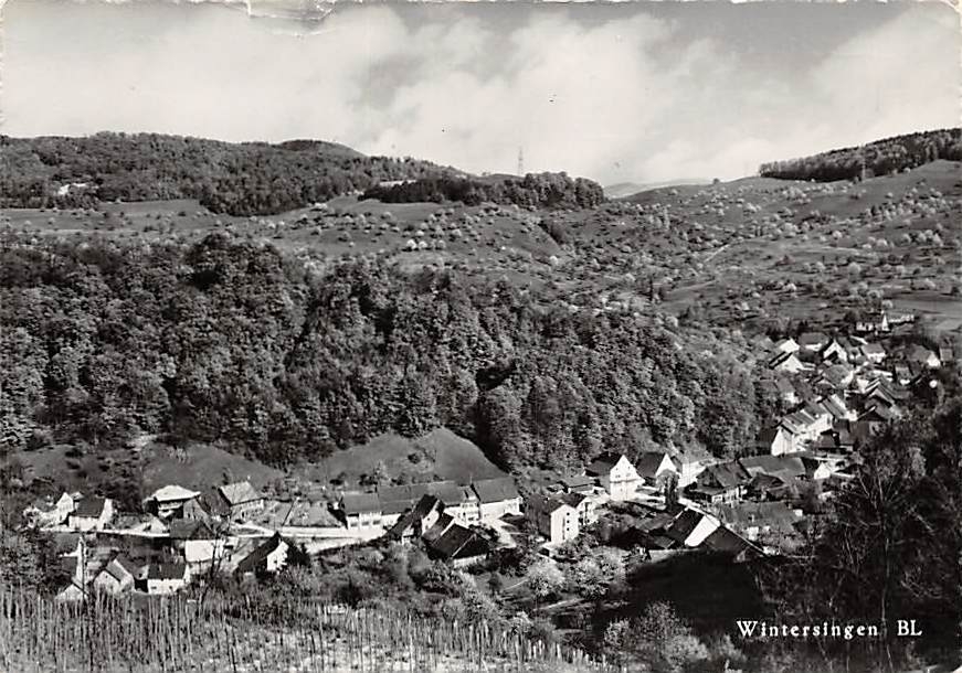 <p>Karte guter Zustand&nbsp; obrn mitte leichter Bug</p>